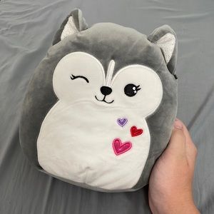 8” Heidi the Husky Valentine’s Squishmallow